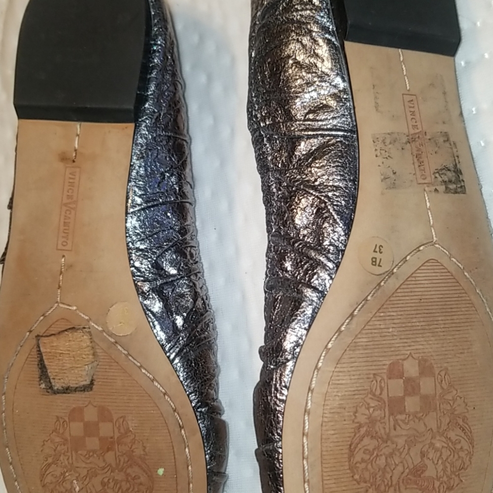 Silver flats - Picture 3 of 3